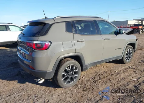 2019 Jeep Compass Upland Edition 4X4 from USA, damaged, VIN 3C4NJDAB6KT703926